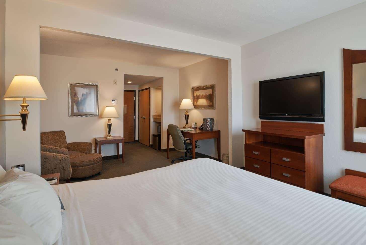 Wingate By Wyndham Chihuahua Hotel Bagian luar foto