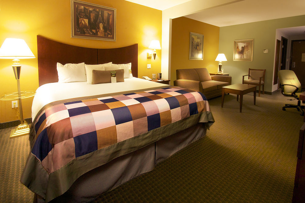Wingate By Wyndham Chihuahua Hotel Bagian luar foto